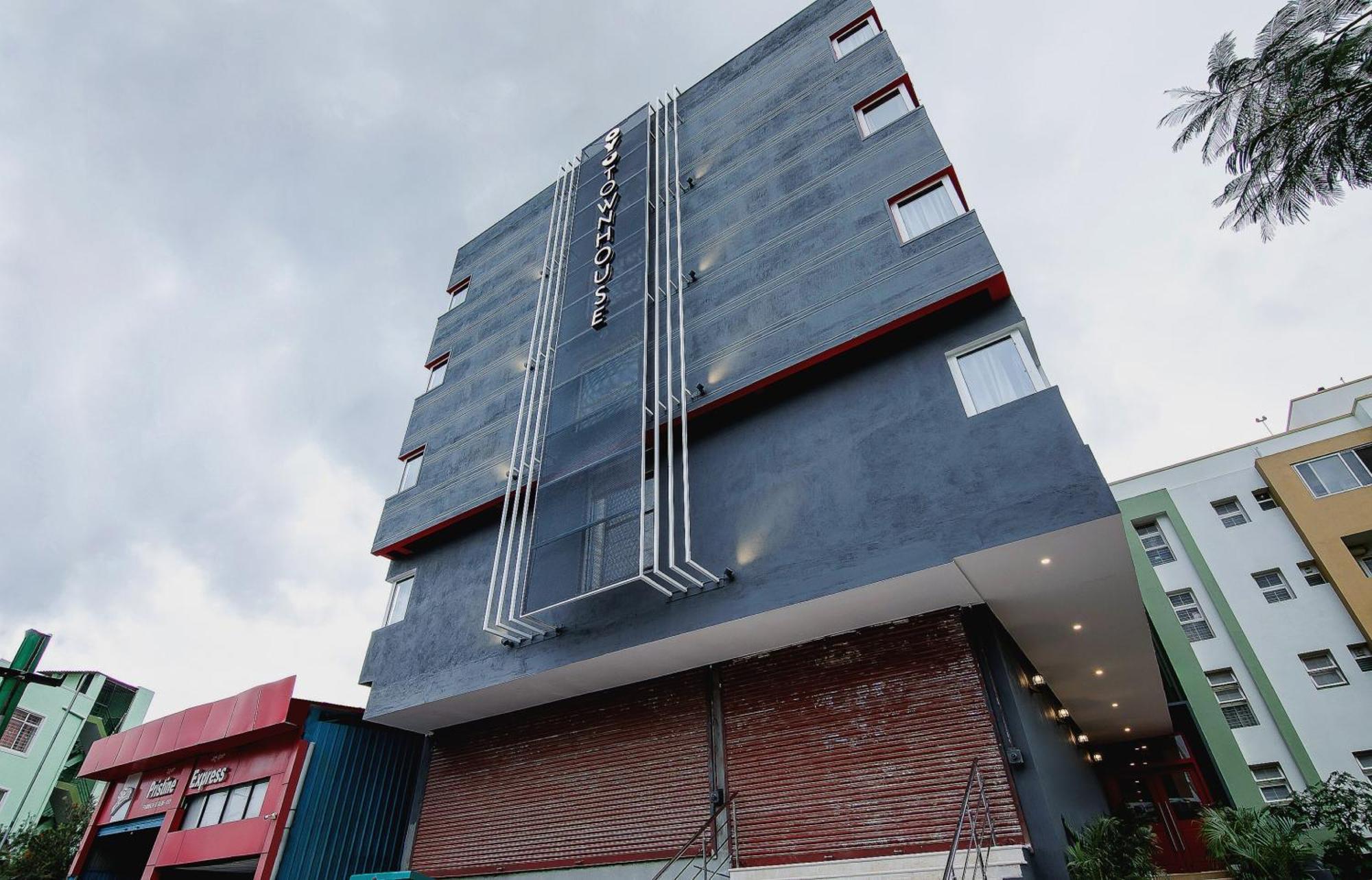Townhouse Global Wings Hotels Near Sri Amruth Chithra Mandira Bangalore Buitenkant foto